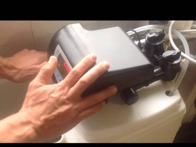 como regular la dureza del agua en un descalcificador