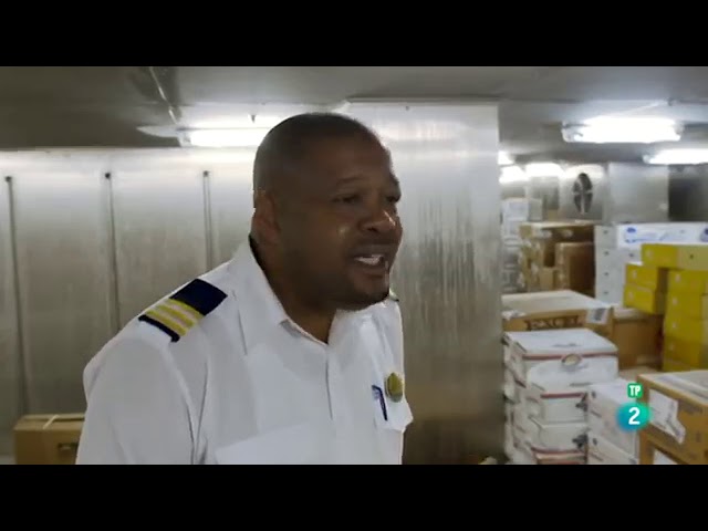 dónde se guardan los alimentos en un barco