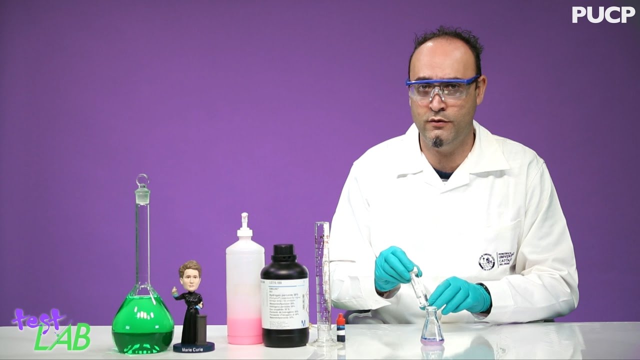 porque el agua oxigenada hace espuma