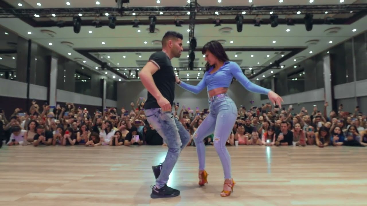 baile de salsa y bachata