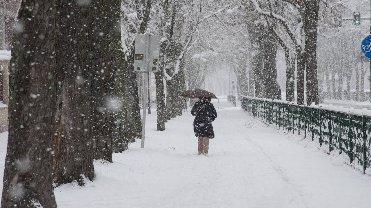 donde esta cayendo nieve en españa