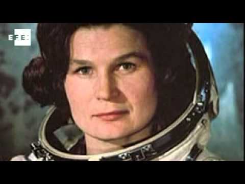 en que año viajo la primera mujer al espacio